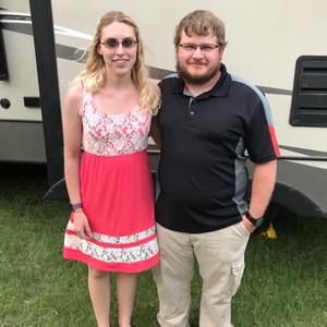 Meet your Posher, Carly